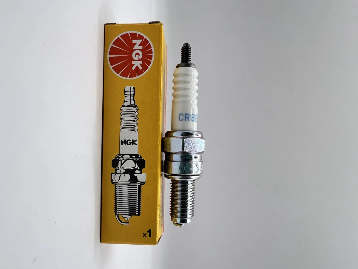 (f)หัวเทียน NGK G-Power CR8E