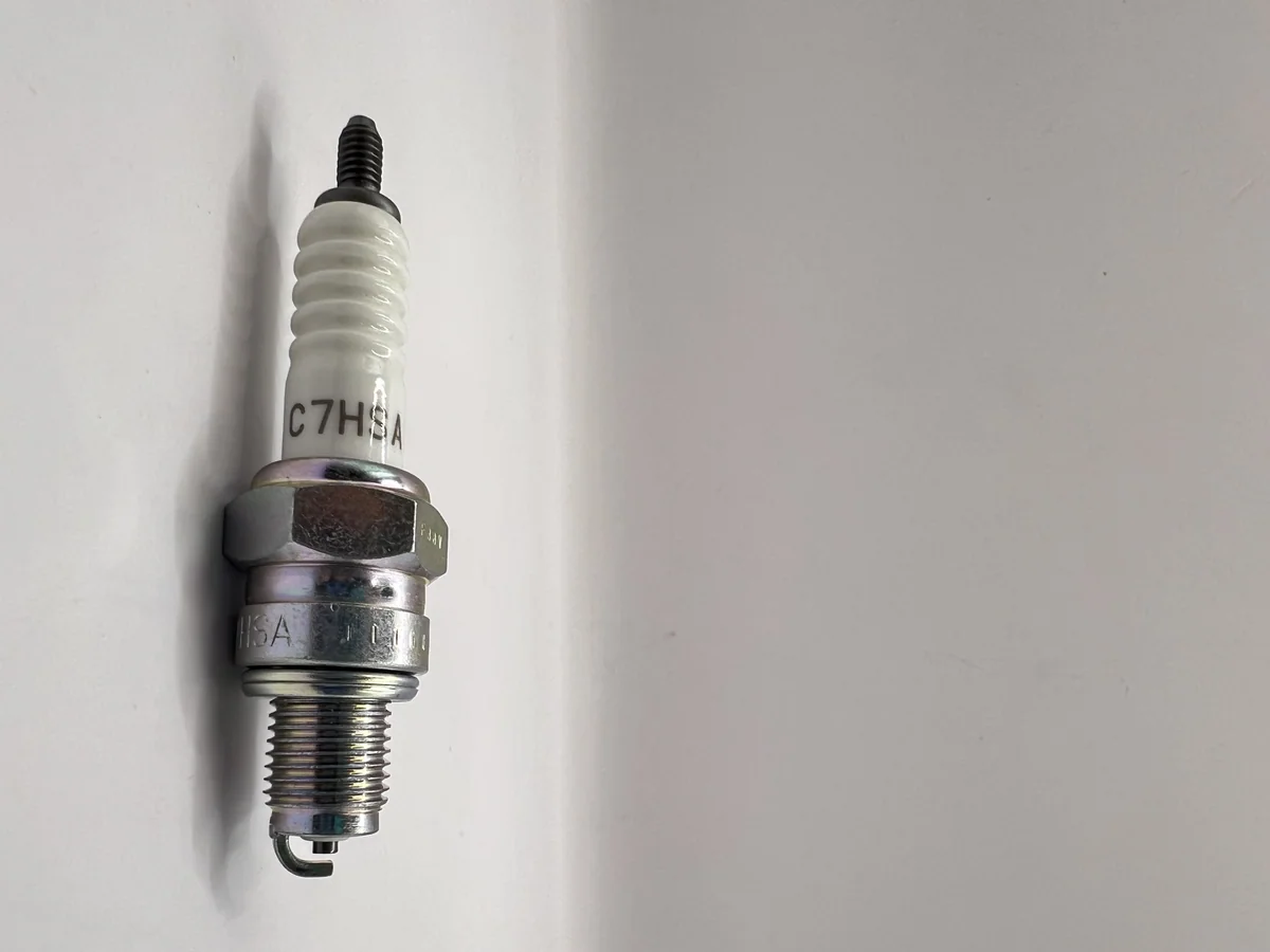 (f)หัวเทียน NGK G-Power C7HSA