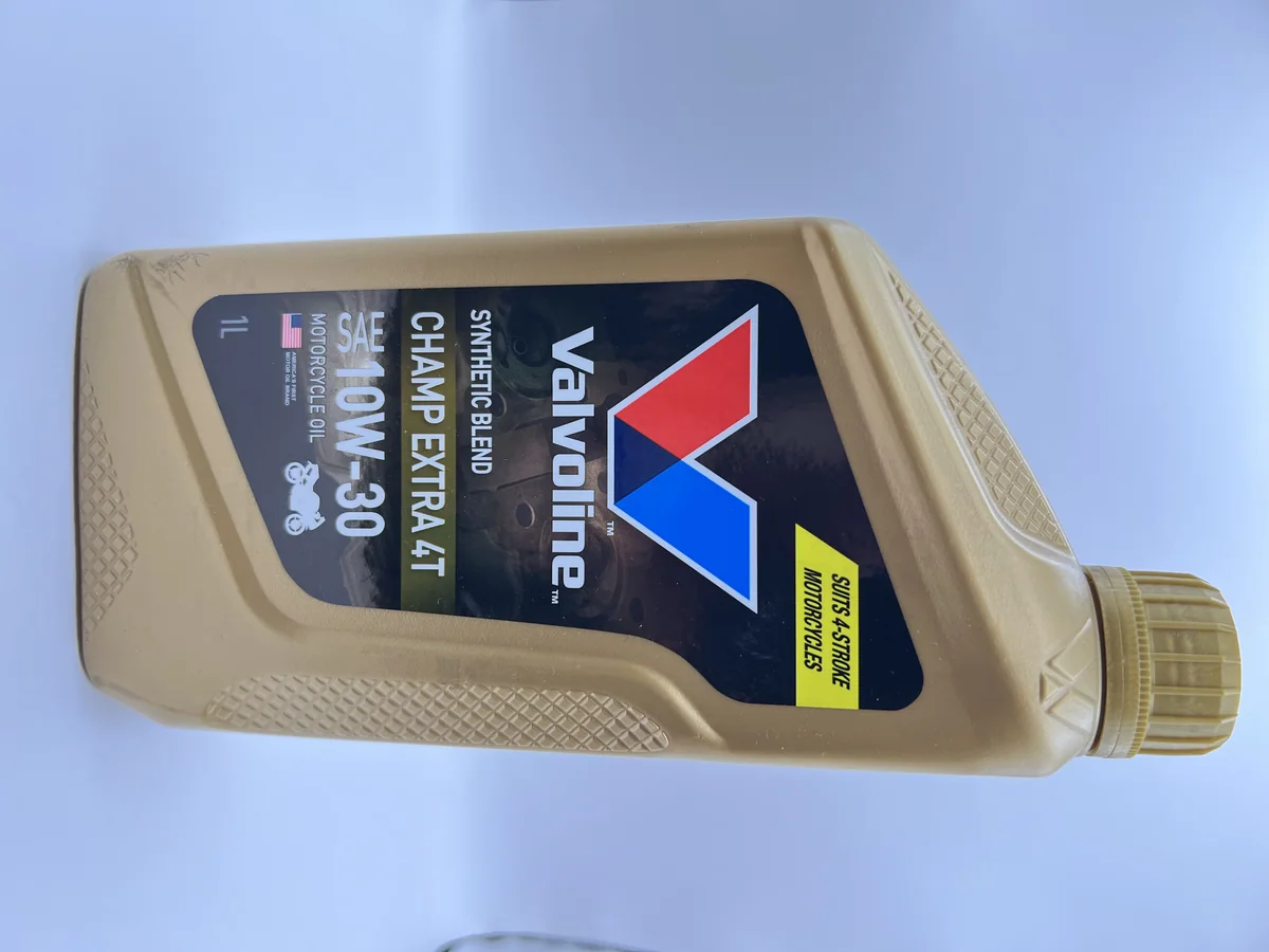 (f)น้ำมันเครื่อง Valvoline synthetic blend champ extra 4T 10W-30 1 ลิตร