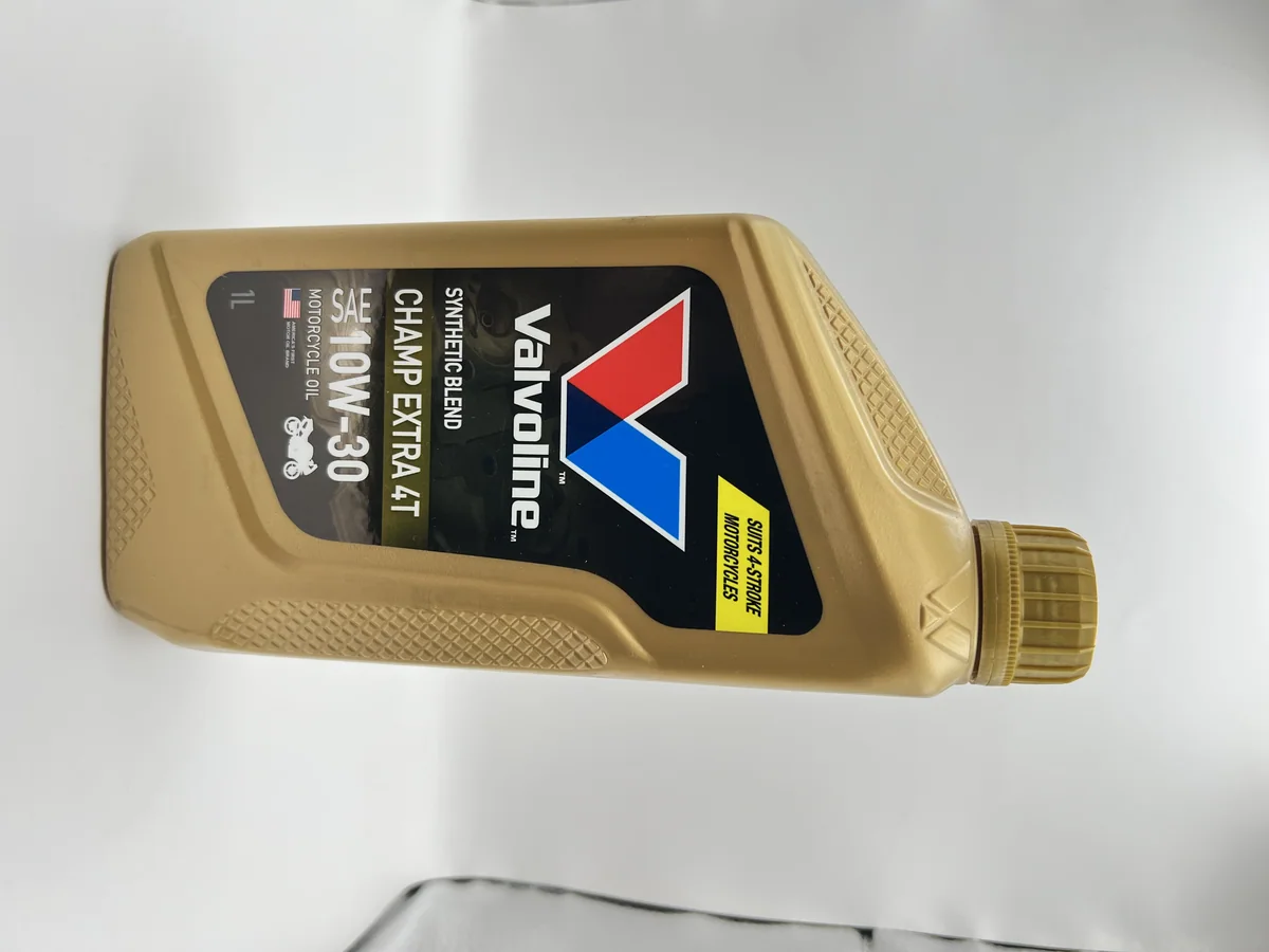 (f)น้ำมันเครื่อง Valvoline synthetic blend champ extra 4T 10W-30 1 ลิตร